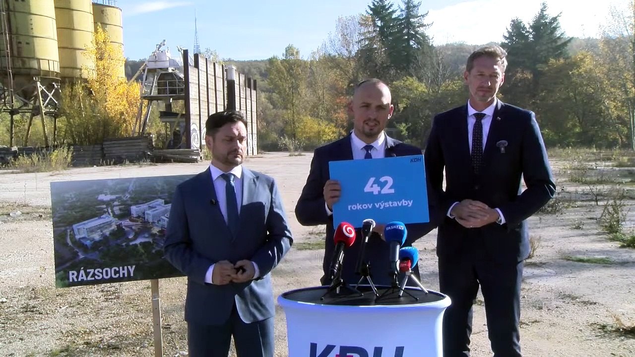 ZÁZNAM: KDH vyzýva koalíciu, aby zvolala okrúhly stôl k nemocnici na Rázsochách