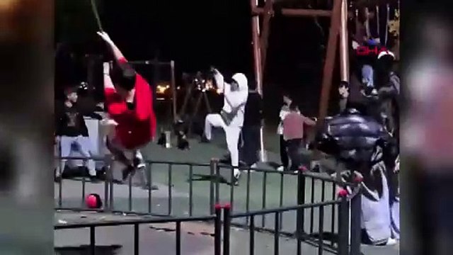 İstanbul- Avcılar'da parkta kamu malına zarar veren ve görevlilere saldıran 3 kişi yakalandı