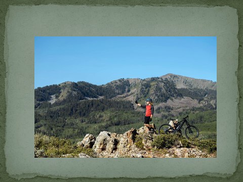 Hong Chong Yi - Journey: The Modern Thrills of Biking and Bouldering