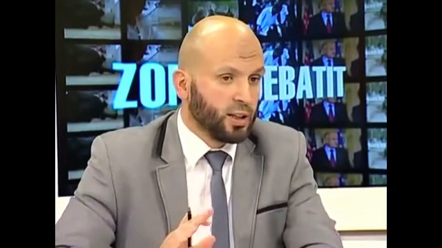 Gëzim Kelmendi - Mysafir në Zona e Debatit në Klan Kosova së bashku me Fuad Ramiqin, Nuri Bexhetin dhe Blerim Latifin (pjesa e dytë)