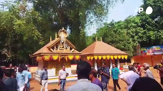 Explosão de fogos de artifício deixa mais de 150 feridos em templo na Índia