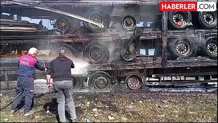 Amasya'da Hurda Yüklü Tırın Dorsesi Yandı
