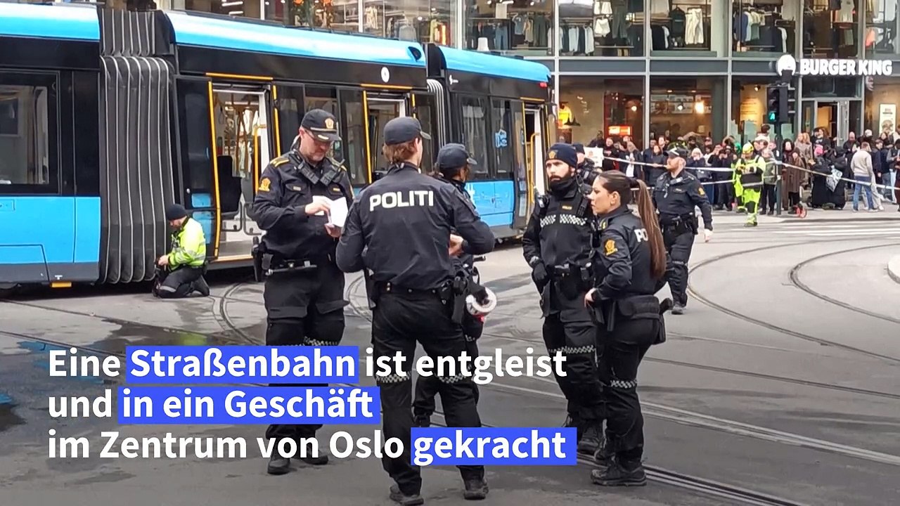 Straßenbahn kracht in Geschäft in Oslo