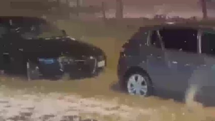 La descomunal tormenta de granbizo en El Ejido que ha roto hasta los cristales de los coches