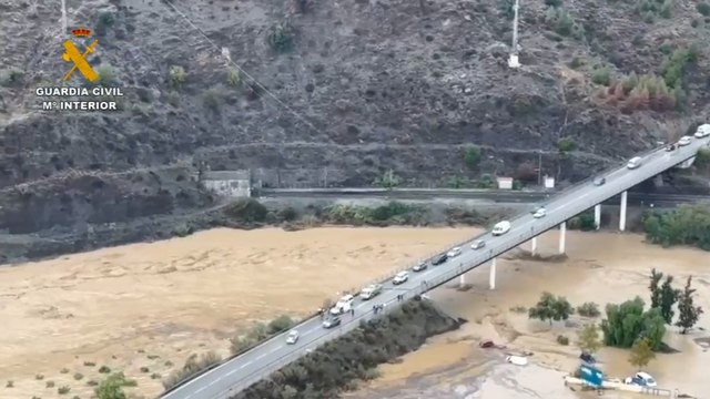 Imágenes aéreas del desbordamiento del río Guadalhorce, en Álora, Málaga