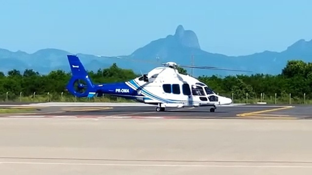 Helicóptero EC155