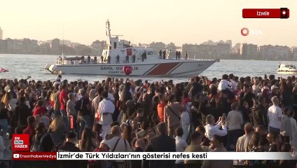 İzmir'de Türk Yıldızları'nın gösterisi nefes kesti