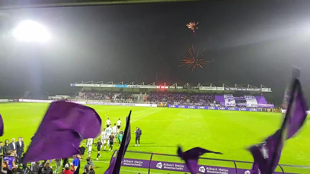 Coupe de Belgique : les supporters carolos mettent l'ambiance à Maasmechelen