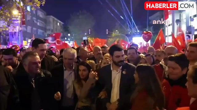 Bağdat Caddesi'nde Cumhuriyet Coşkusu: Cumhuriyet Düşmanlarına, Gerici Politikalarına Teslim Olmayacağız