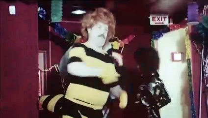 Himmel, Scheich und Wolkenbruch | movie | 1976 | Official Trailer