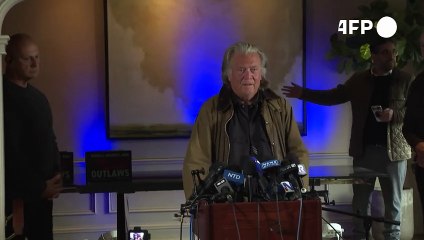 Apenas salido de la cárcel, Steve Bannon empieza a hacer campaña por Trump