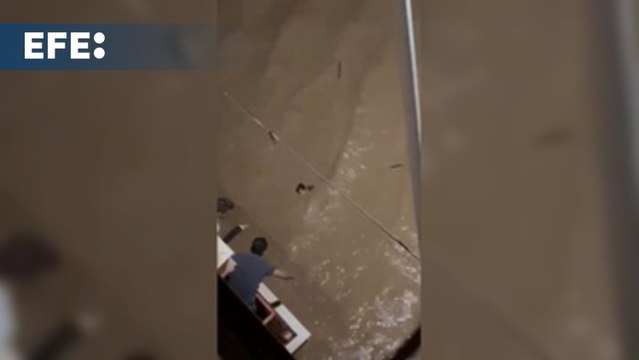 Rastreo redes: Imágenes de usuarios afectados por las inundaciones en la Comunidad Valenciana