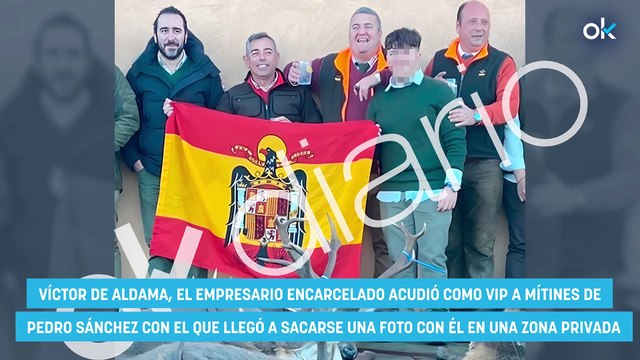 Aldama, de ir de VIP a los mítines de su admirado Sánchez a hacerse fotos con la bandera franquista