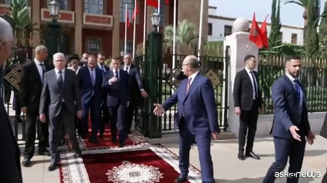 Macron in Marocco: firmati contratti per 10 miliardi di euro