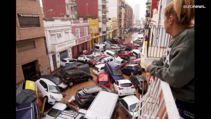 إسبانيا: الأمطار الغزيرة تتسبب في فيضانات تودي بحياة 51 شخصًا على الأقل