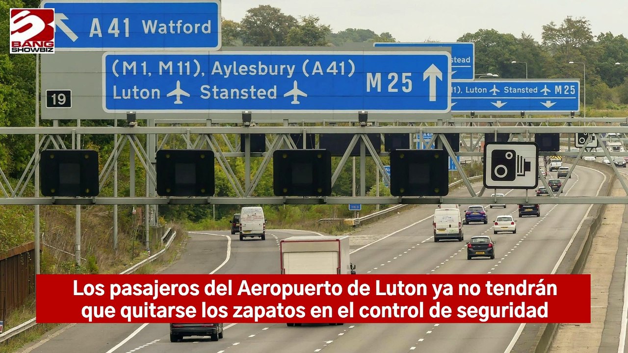 Los pasajeros del Aeropuerto de Luton ya no tendrán que quitarse los zapatos en el control de seguridad