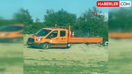 Karayolları Ekipleri Çöpü Ormana Attı