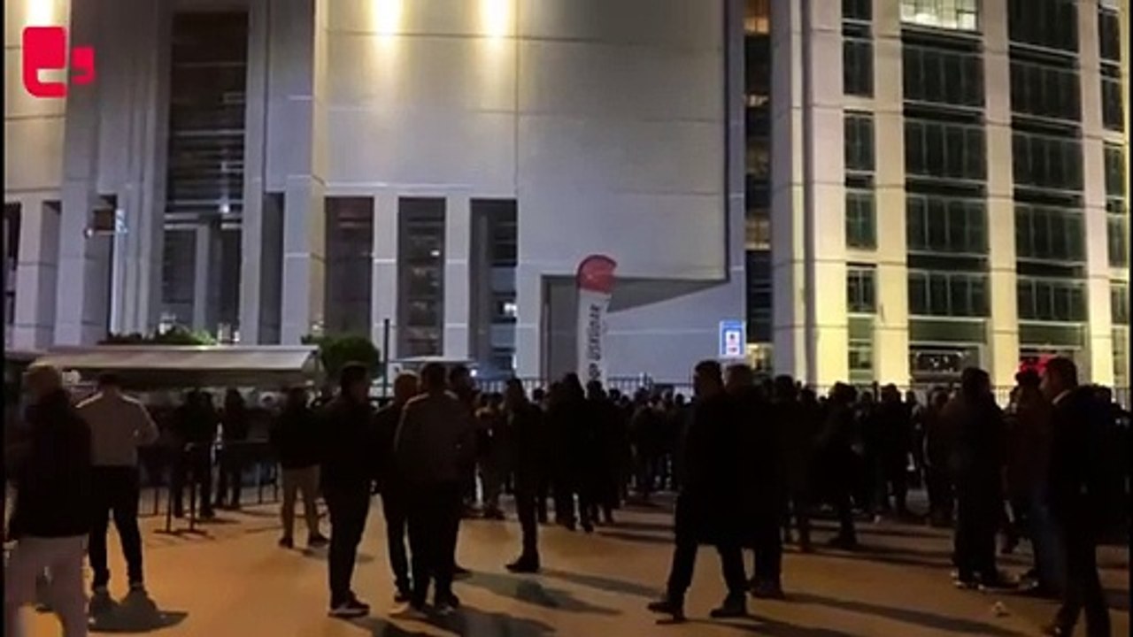 CHP’liler Çağlayan Adliyesi’nde: Özer’in sorgusu sürüyor