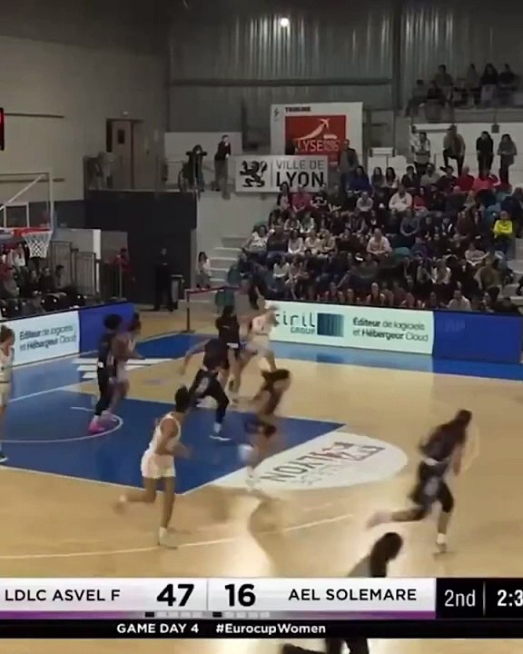 Historique : Dominique Malonga a dunké en match !