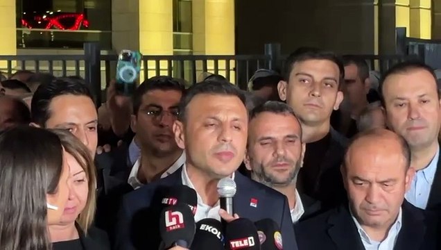 Özgür Çelik duyurdu: CHP, Ahmet Özer için Esenyurt Belediyesi'nde nöbet başlatacak