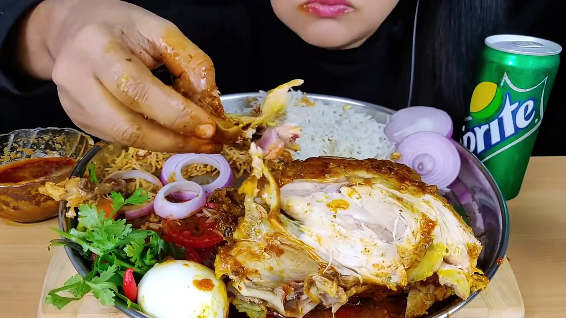 ⁣ASMR_EATING WHOLE CHICKEN CURRY WITH BOILED EGGS AND RICE _EATING SHOW_