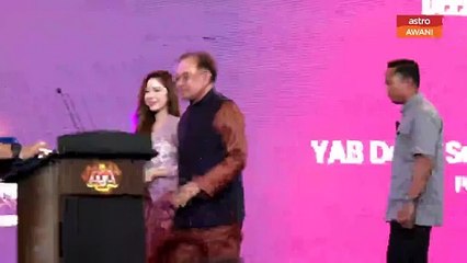 Beri ruang kepada masa depan Malaysia yang lebih bercahaya - PM