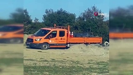 Karayolları Genel Müdürlüğüne bağlı ekipler torbalar dolusu çöpü ormana attı