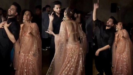 Elvish Yadav और Sana Makbul ने 'राव साहब का' गाने पर Diwali Party में किया जबरदस्त Dance