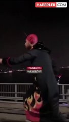 15 Temmuz Şehitler Köprüsü'nde ilginç görüntü: Kostümle koşarken yakalandı