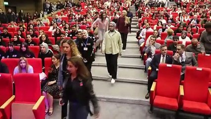 Erzincan’da öğrencilere büyük destek! 1500 burs verildi