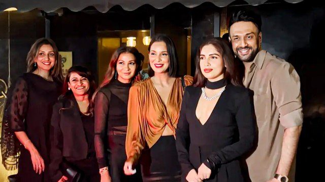 Diwali Party में Bhumi Pednekar का दिखा निराला लुक, फैन्स और पैपराजी से हैप्पी दिवाली बोली