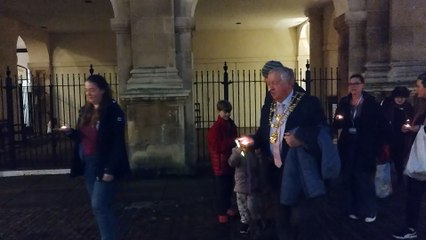 The 'Ribbon of Light' for baby awareness week