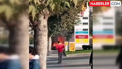 Alev topuna dönen otomobil kullanılamaz hale geldi