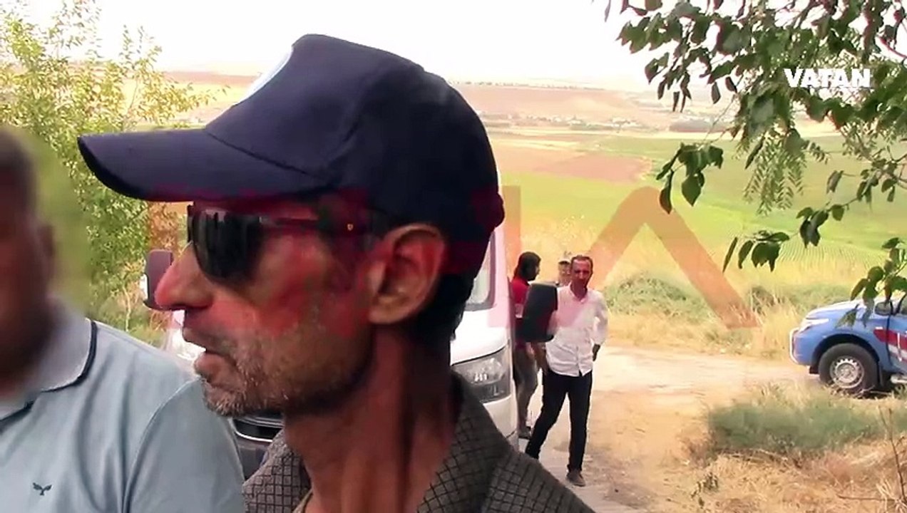 Narin'in cansız bedenini taşıyan Nevzat Bahtiyar'ın olay yeri keşif görüntüleri ortaya çıktı! Narin Güran'ın cesedini nasıl teslim alıp kaybettiğini anlattı!