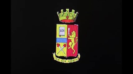 Pescara, tenta di scippare la borsa e scaraventa a terra una donna