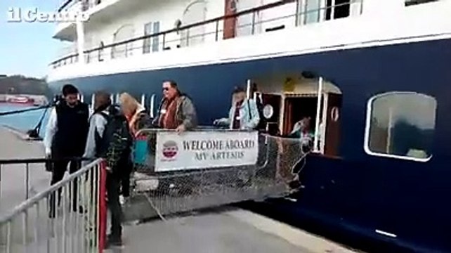 Ortona, al porto arriva la nave da crociera