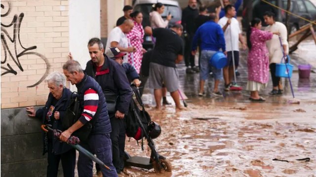 Cảnh lũ quét ở Tây Ban Nha khiến ít nhất 95 người thiệt mạng