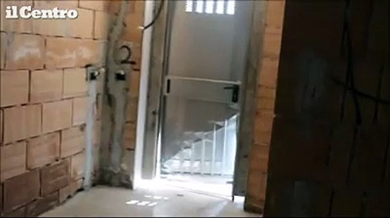 Pescara, l'incompiuta di via Rigopiano occupata dagli abusivi