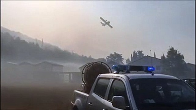 Boschi in fiamme a Collelongo, Canadair in azione