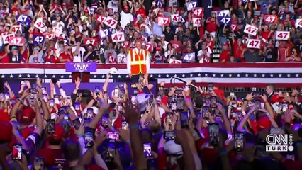 ABD siyasetinde 'çöp' polemiği: Trump bu pozu verdi...