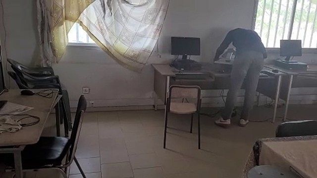 INSTALLATION DE NOUVEAUX ORDINATEURS AU LYCEE DE JOAL