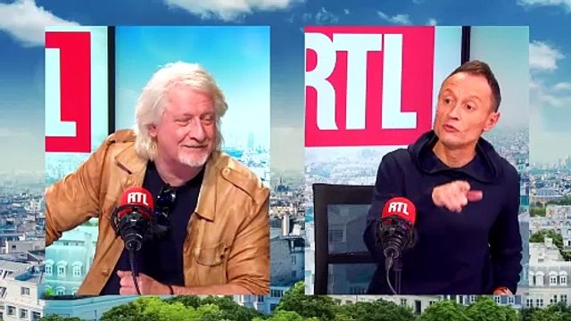 Patrick Sébastien ceuille les crevettes