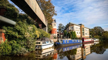 Meet Britain’s last remaining lighthouse keeper - whose beacon is 30 miles inland