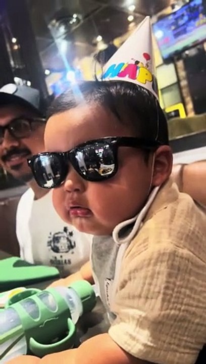 Restaurant staff sings Happy Birthday to baby boy at Bombshells!