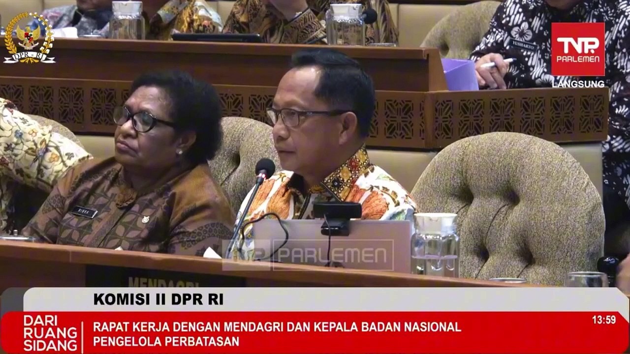 Mendagri Tito Karnavian Dikuliti Komisi II Auto Minta Maaf