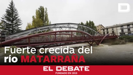 La DANA provoca una fuerte crecida del río Matarraña a su paso por Valderrobres, Teruel