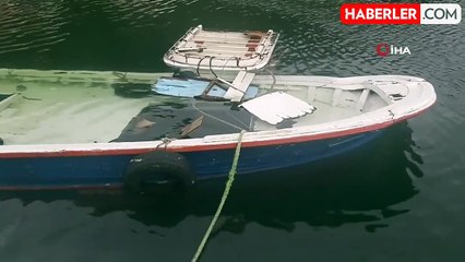 Kırklareli'nde Balık Teknesi Ağlara Takılan Balık Nedeniyle Battı