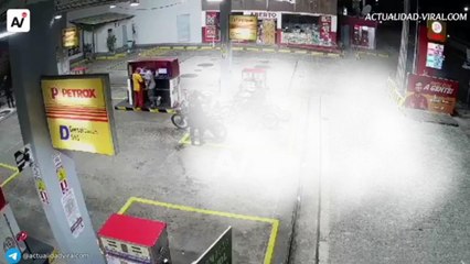 Video capta momento en que policías disparan y matan contra joven en operativo