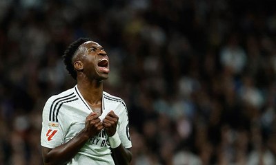 أول تعليق من فينيسيوس بعد منح الكرة الذهبية لرودري