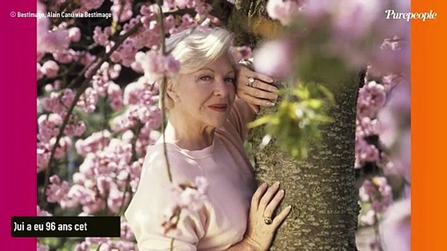 Muriel Robin et Anne Le Nen quittent un quartier huppé de Paris pour une villa en banlieue, leur voisine n'est pas n'importe qui